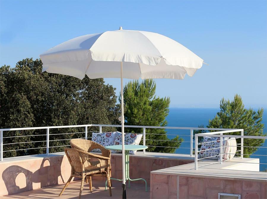 Villa Zagare Mattinata Bagian luar foto